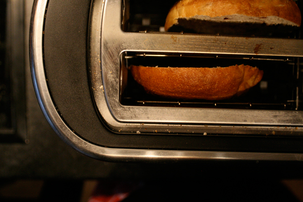 bagels_toaster