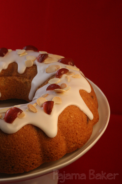 Cherry Cake | pajamabaker.com