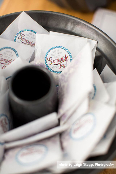Wedding Sprinkle Toss | pajamabaker.com